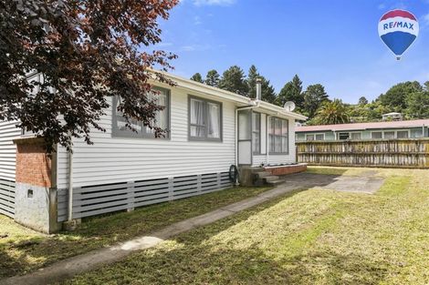 Photo of property in 18 Delaney Drive, Stokes Valley, Lower Hutt, 5019