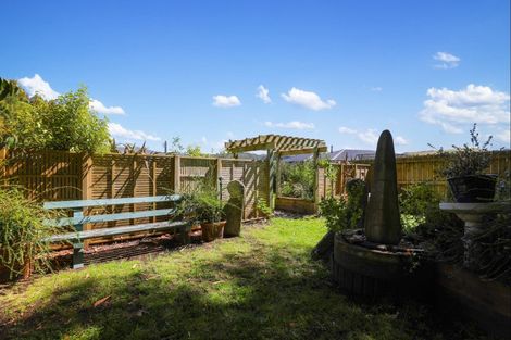 Photo of property in 16 Karaka Place, Kinloch, Taupo, 3377