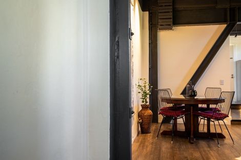 Photo of property in 127 Saint Aubyn Street, New Plymouth, 4310