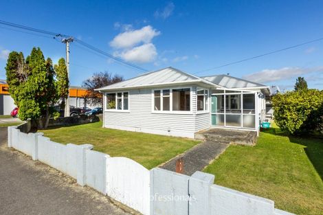 Photo of property in 15 Gower Street, Silverstream, Upper Hutt, 5019