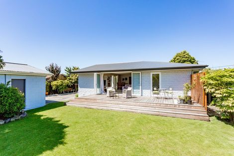 Photo of property in 35 Delph Street, Avonhead, Christchurch, 8042