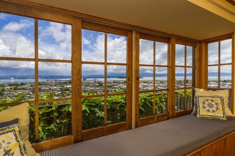 Photo of property in 33 Coster Street, Enner Glynn, Nelson, 7011