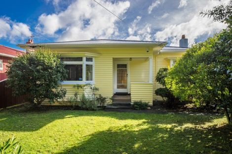 Photo of property in 73 Totara Crescent, Woburn, Lower Hutt, 5011