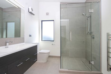 Photo of property in 37 Wallace Road, Hobsonville, Auckland, 0616