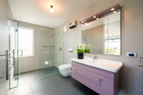 Photo of property in 2 Tenby Street, Wanaka, 9305