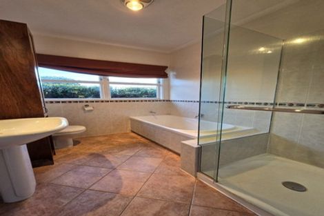 Photo of property in 16 Harbour Park Terrace, Khandallah, Wellington, 6035