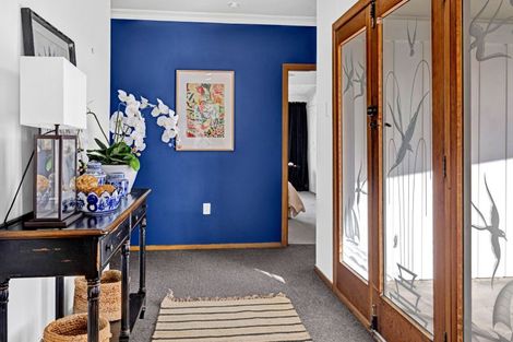 Photo of property in 39 Cameron Street, New Plymouth, 4310