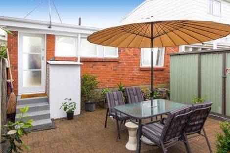 Photo of property in 2/220a Church Street, Onehunga, Auckland, 1061