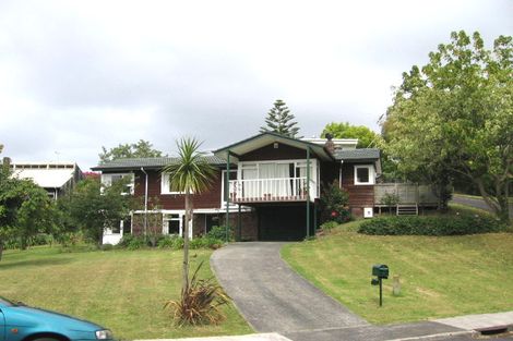 Photo of property in 3 Garmons Way, Castor Bay, Auckland, 0620
