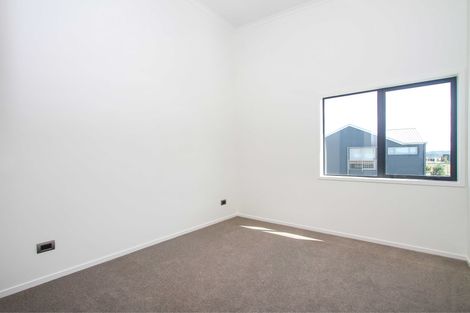 Photo of property in 37 Wallace Road, Hobsonville, Auckland, 0616