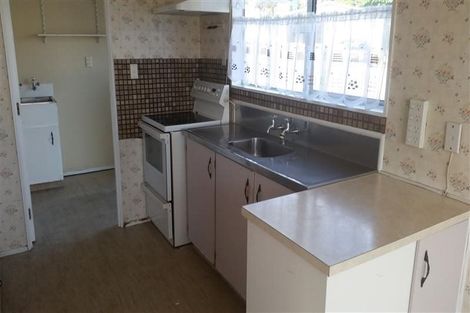 Photo of property in 27 Silvan Place, Bell Block, New Plymouth, 4312