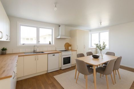 Photo of property in 32a Lipscombe Crescent, Havelock North, 4130