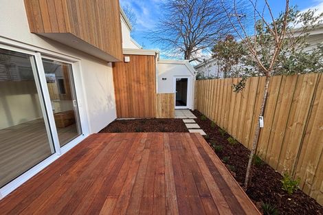 Photo of property in 98b Geraldine Street, Edgeware, Christchurch, 8013