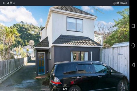 Photo of property in 1/163 Queens Drive, Lyall Bay, Wellington, 6022