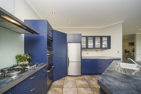 Photo of property in 196 Kelvin Grove Road, Kelvin Grove, Palmerston North, 4414