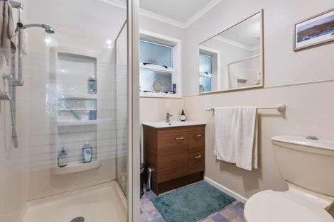 Photo of property in 218 Henwood Road, Paraite, New Plymouth, 4372