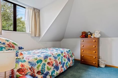 Photo of property in 11a Cherrywood Place, Redwood, Christchurch, 8051