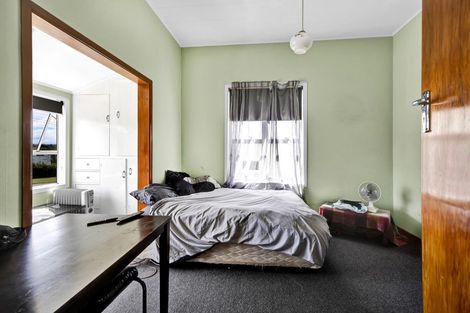 Photo of property in 49 Bedford Street, Patea, 4520