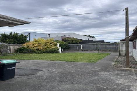 Photo of property in 4 Haynes Avenue, Upper Riccarton, Christchurch, 8041