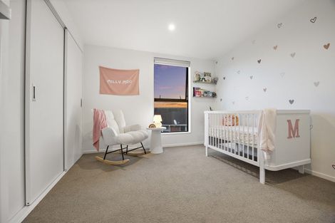 Photo of property in 12/82 East Coast Road, Milford, Auckland, 0620