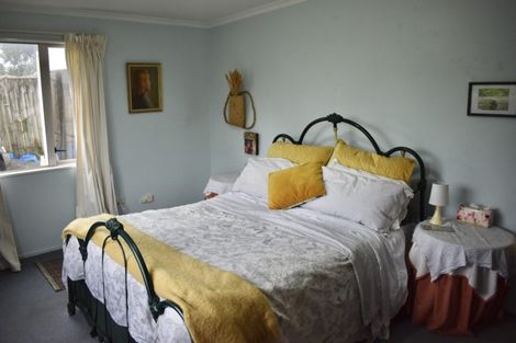 Photo of property in 12 Rata Street, Otaki Beach, Otaki, 5512