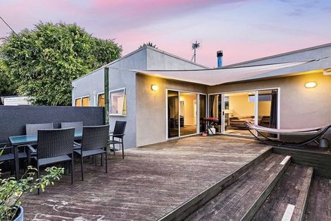 Photo of property in 1/350 Royal Road, Massey, Auckland, 0614