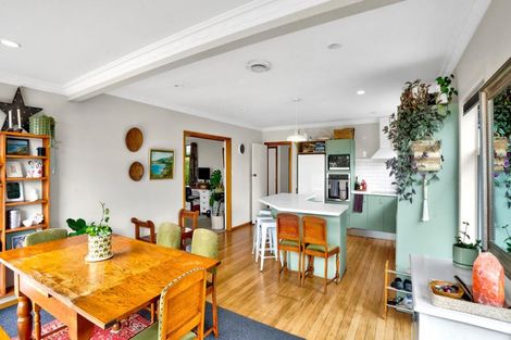 Photo of property in 8a Mahoe Street, Inglewood, 4330