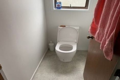 Photo of property in 4/18a Neal Avenue, Glenfield, Auckland, 0629