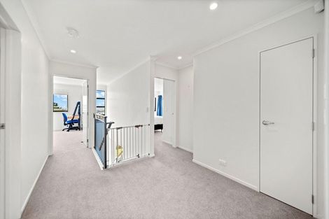 Photo of property in 37 Matairangi Avenue, Totara Heights, Auckland, 2105