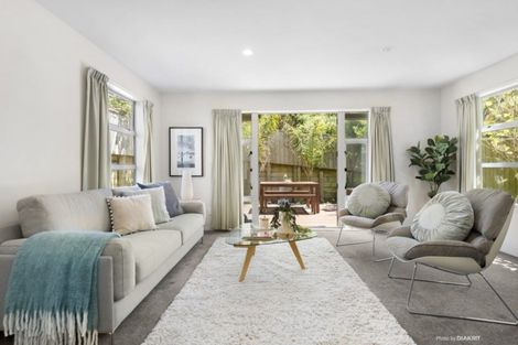 Photo of property in 48 Erlestoke Crescent, Churton Park, Wellington, 6037