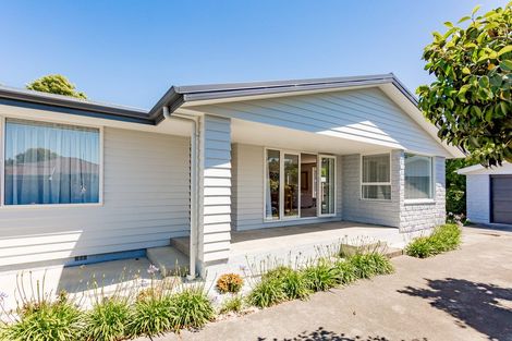 Photo of property in 35 Delph Street, Avonhead, Christchurch, 8042