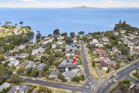 Photo of property in 4 Rock Isle Road, Torbay, Auckland, 0630