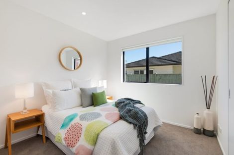 Photo of property in 19 Waituarua Drive, Takanini, 2112