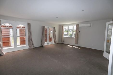 Photo of property in 18 Broadbent Street, Riccarton, Christchurch, 8041