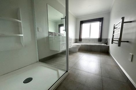 Photo of property in 7a Collingwood Road, Waiuku, 2123