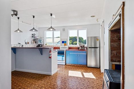 Photo of property in 12 Mara Street, Mangatainoka, Pahiatua, 4982