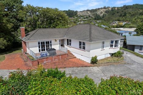 Photo of property in 31 Dunns Street, Silverstream, Upper Hutt, 5019