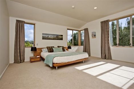 Photo of property in 2/190 East Coast Road, Forrest Hill, Auckland, 0620