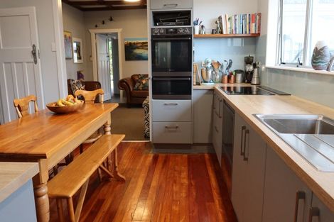 Photo of property in 462 Featherston Street, Palmerston North, 4414