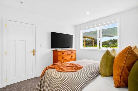 Photo of property in 20 Te Whau Lane, Snells Beach, 0920