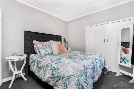 Photo of property in 1/27 Kelvin Road, Papakura, 2110