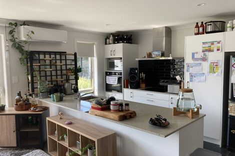 Photo of property in 6 Tangata Way, Omokoroa, 3114