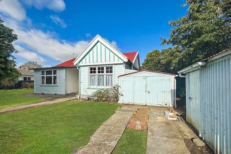 Photo of property in 7 Windsor Street, Dannevirke, 4930