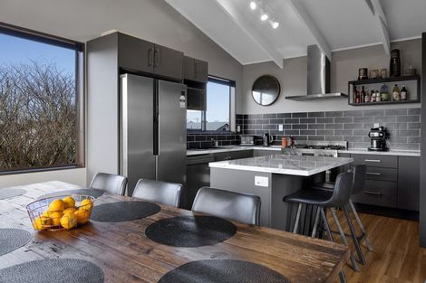 Photo of property in 7 Green Lane, Hawera, 4610