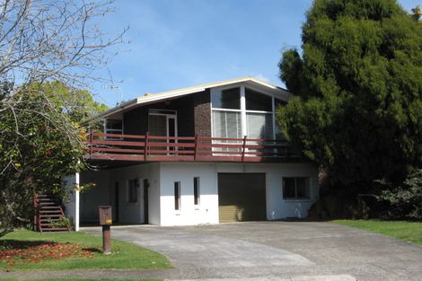 Photo of property in 19 Barron Crescent, Fenton Park, Rotorua, 3010