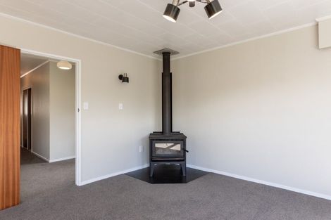 Photo of property in 41 Atkinson Street, Woodville, 4920