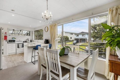 Photo of property in 27a Penryn Drive, Camborne, Porirua, 5026
