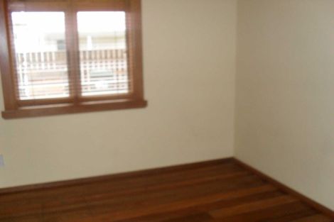 Photo of property in 11 Lawry Street, Moturoa, New Plymouth, 4310