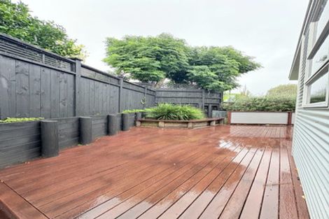 Photo of property in 86 Parr Terrace, Castor Bay, Auckland, 0620