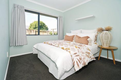 Photo of property in 35 Farringdon Avenue, Rototuna North, Hamilton, 3210